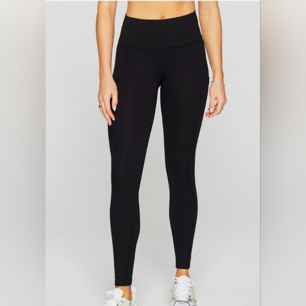 Fabletics On-The-Go Powerhold High-Waisted Leggings